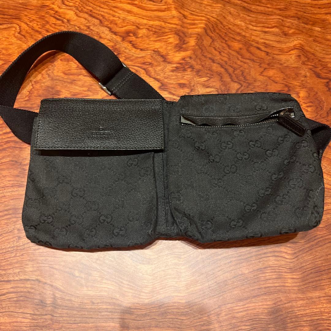 GUCCI ブラック ナイロン バッグ