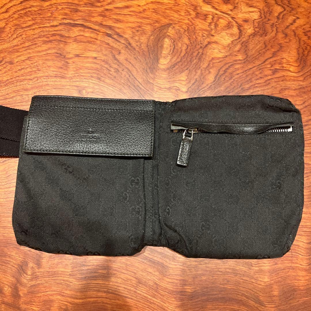 GUCCI ブラック ナイロン バッグ