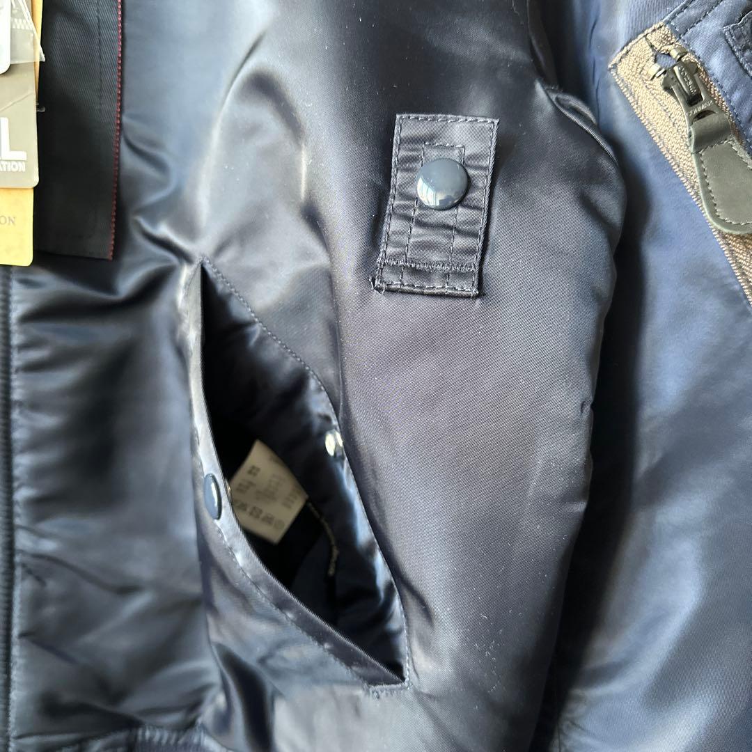 Mサイズ　ネイビー (MA-1 )B15Cフライトジャケット ファー付き