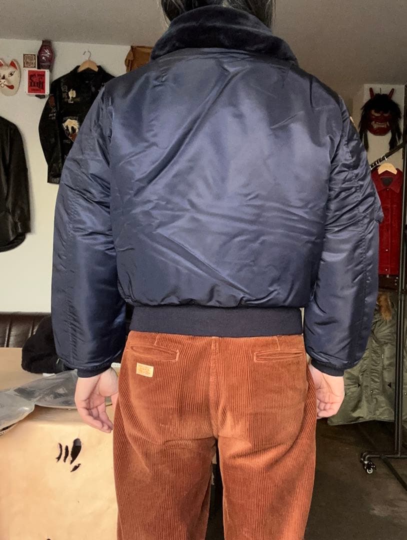 Mサイズ　ネイビー (MA-1 )B15Cフライトジャケット ファー付き