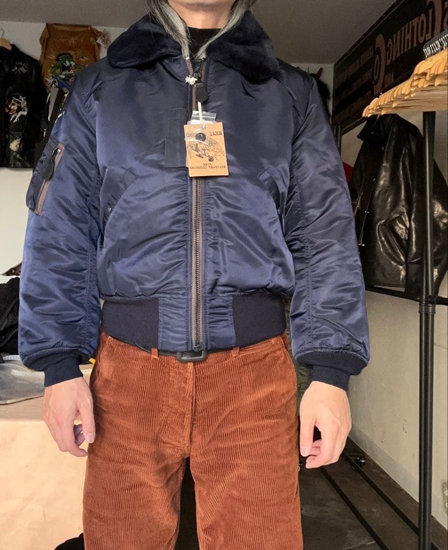 Mサイズ　ネイビー (MA-1 )B15Cフライトジャケット ファー付き