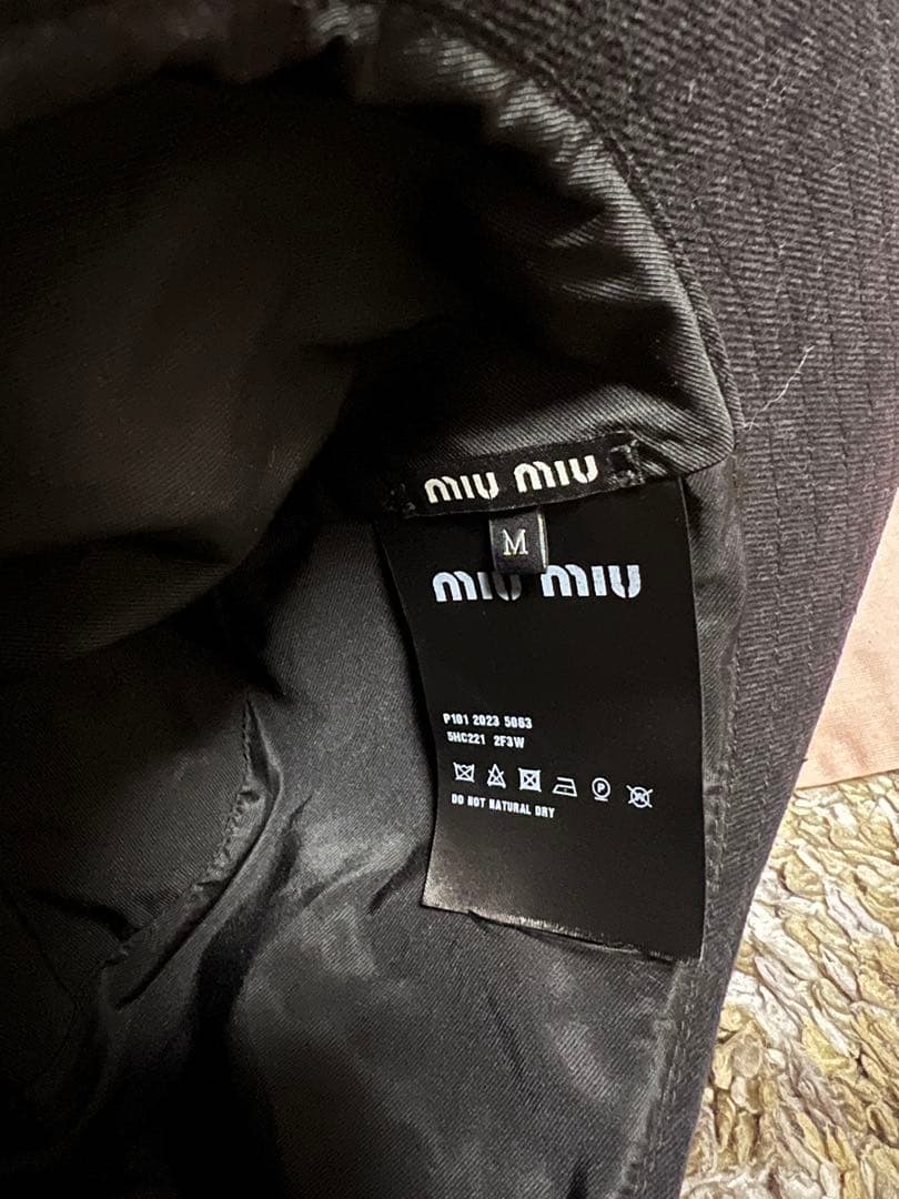 miu miu バケットハット Mサイズ 黒