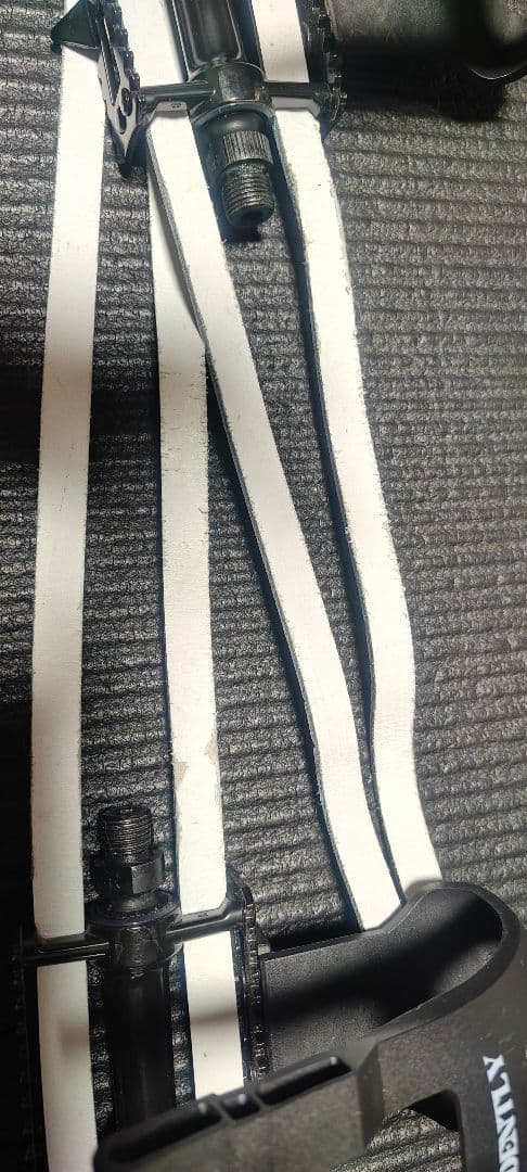 MKS アルミペダル ストラップ付き セット販売のみ