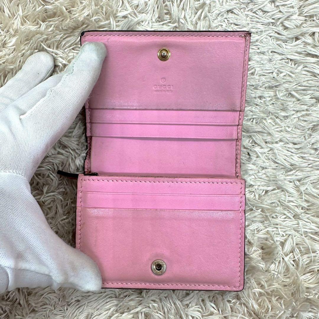 【美品】グッチ 二つ折り財布 ベージュ ピンク いちご スプリーム GG柄