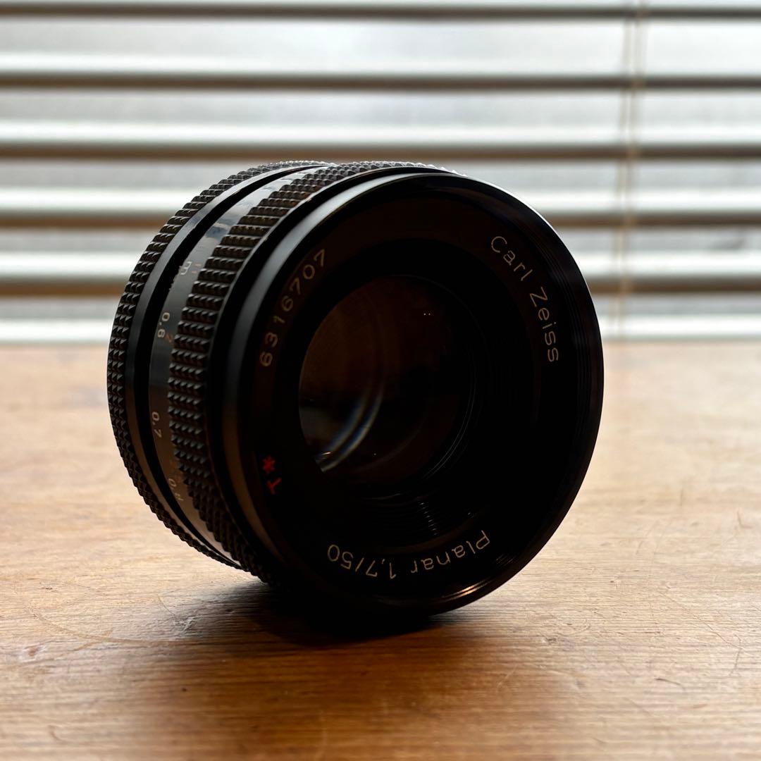 完動美品　Carl Zeiss Planar 50mm f1.7 AEJ