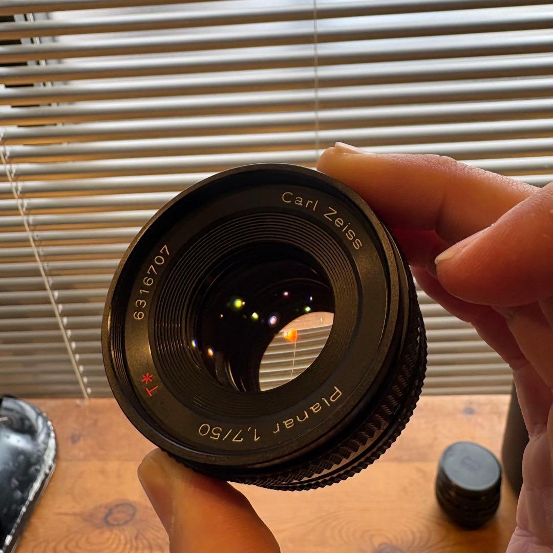 完動美品　Carl Zeiss Planar 50mm f1.7 AEJ