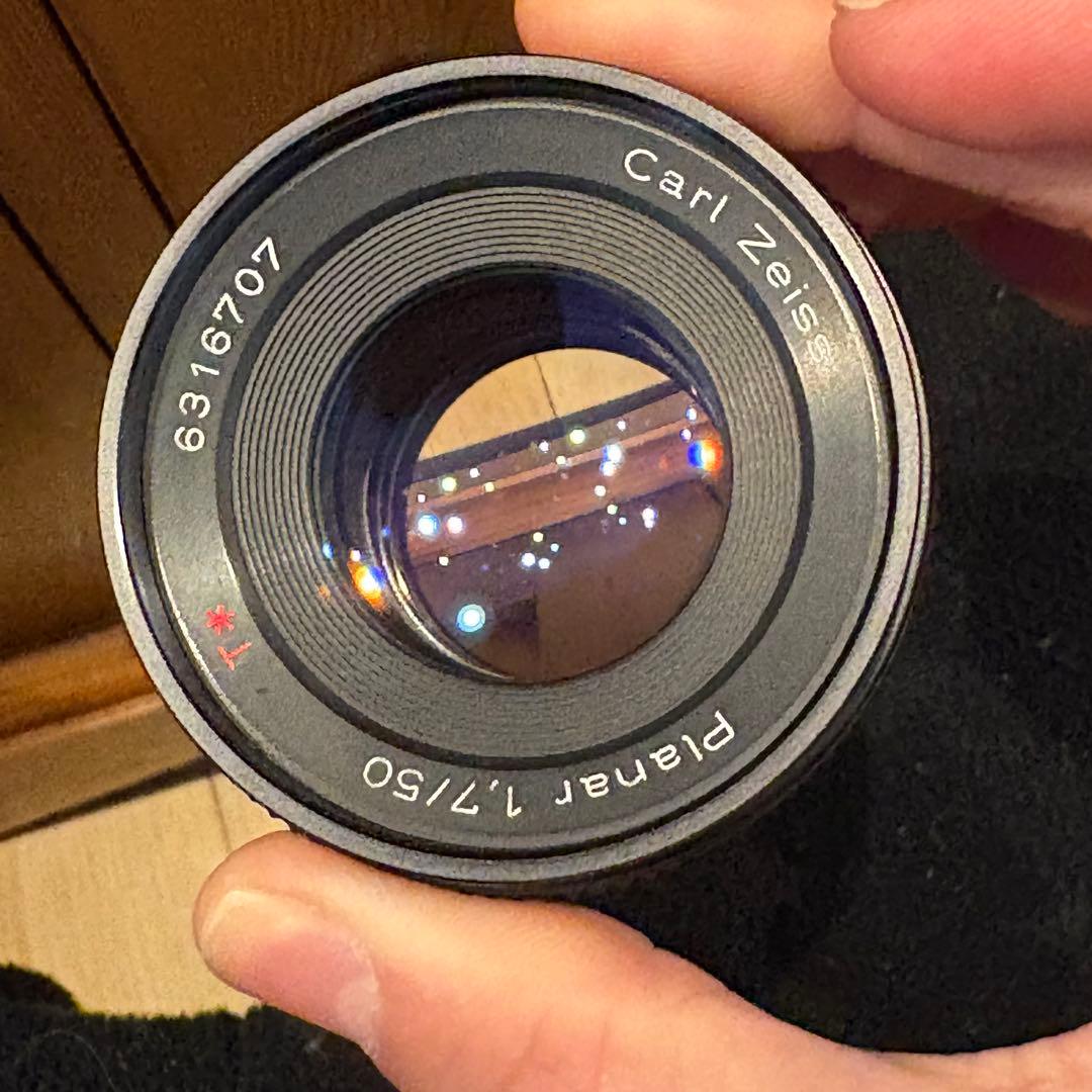 完動美品　Carl Zeiss Planar 50mm f1.7 AEJ