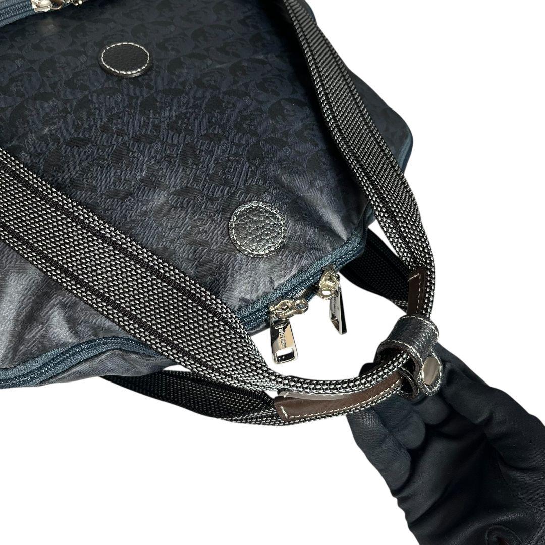 ペレボルサ　アライブ　キャリーバッグ　ネイビー　機内持込み可能