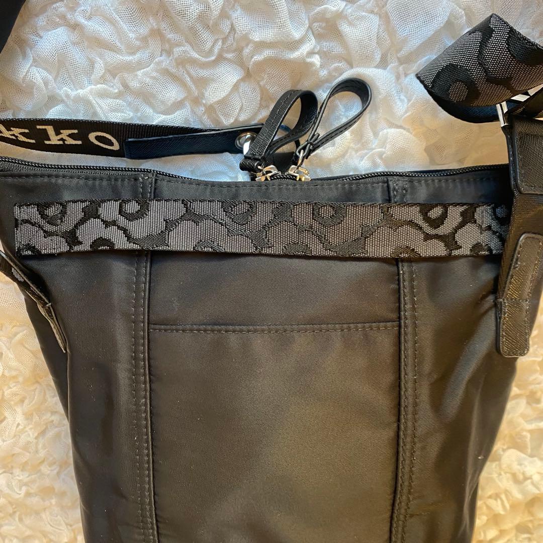 marimekko マリメッコ ショルダーバッグ ロゴ ウニッコ ブラック　黒