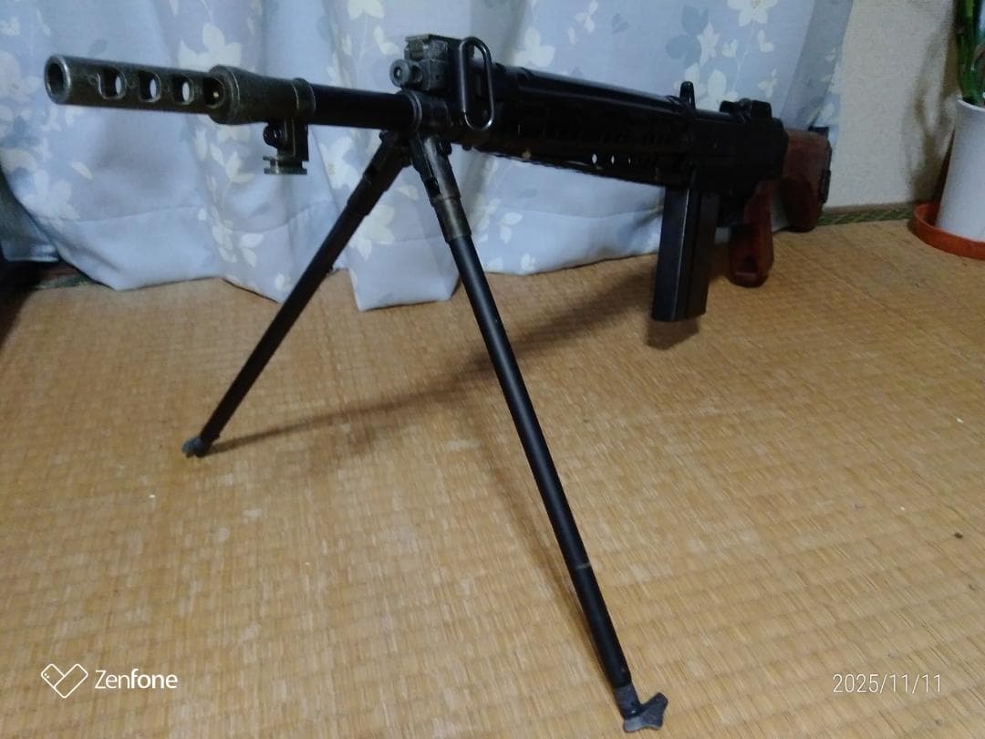 64式　エアソフトライフル バイポッド付き