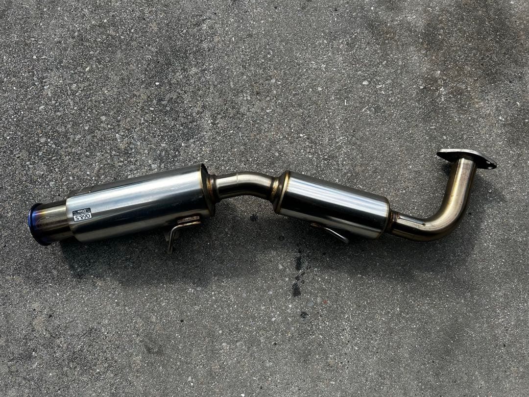 アクア　nhp10 マフラー　柿本改