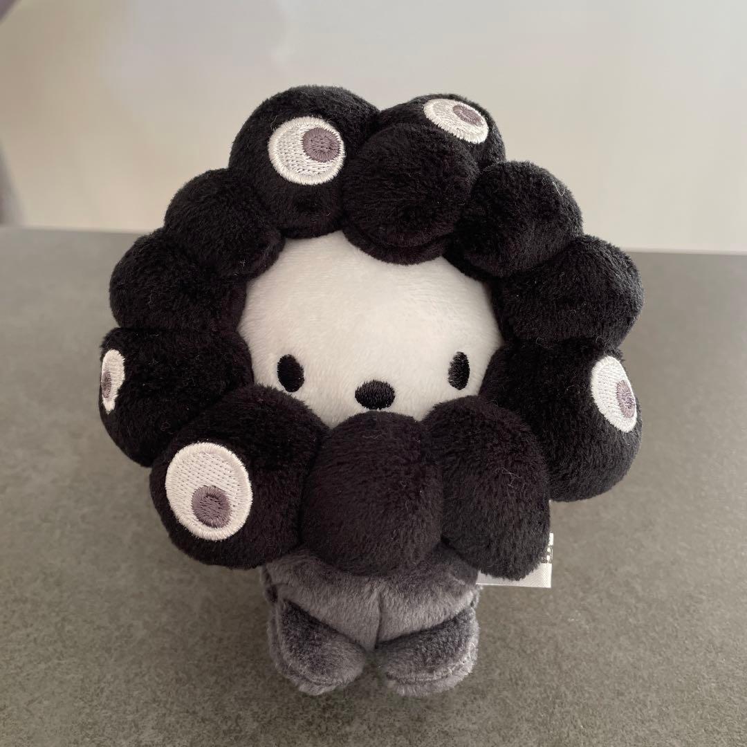 EXPO2025 サンリオ 黒 ミャクミャクポチャッコ　カラビナ付ぬいぐるみ