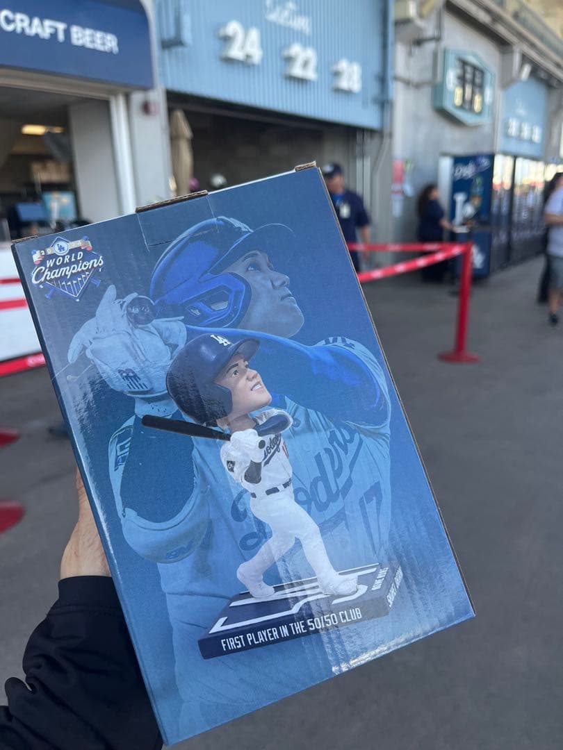 ドジャース　大谷翔平　50/50ボブルヘッド　8/27来場者配布品　おまけ付き