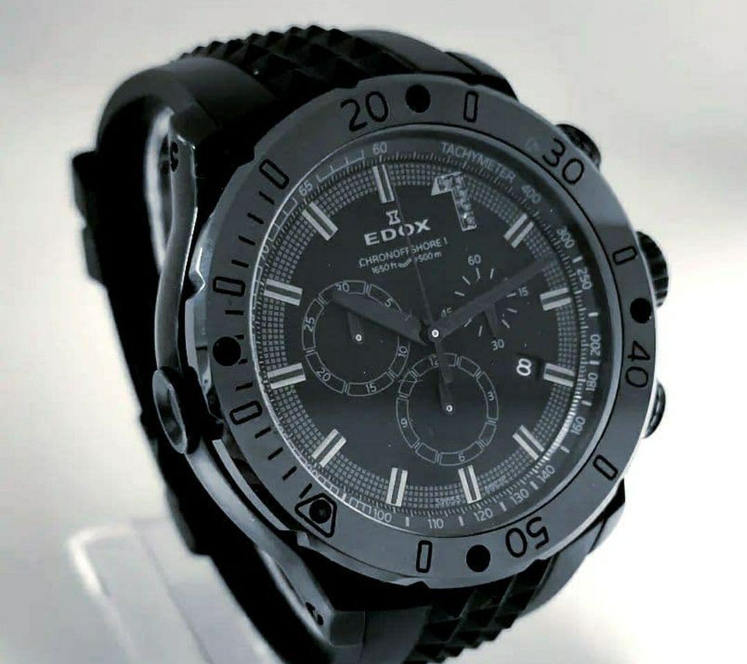 【週末限定値引き】EDOX クロノオフショア1 10周年限定モデル　ブラック