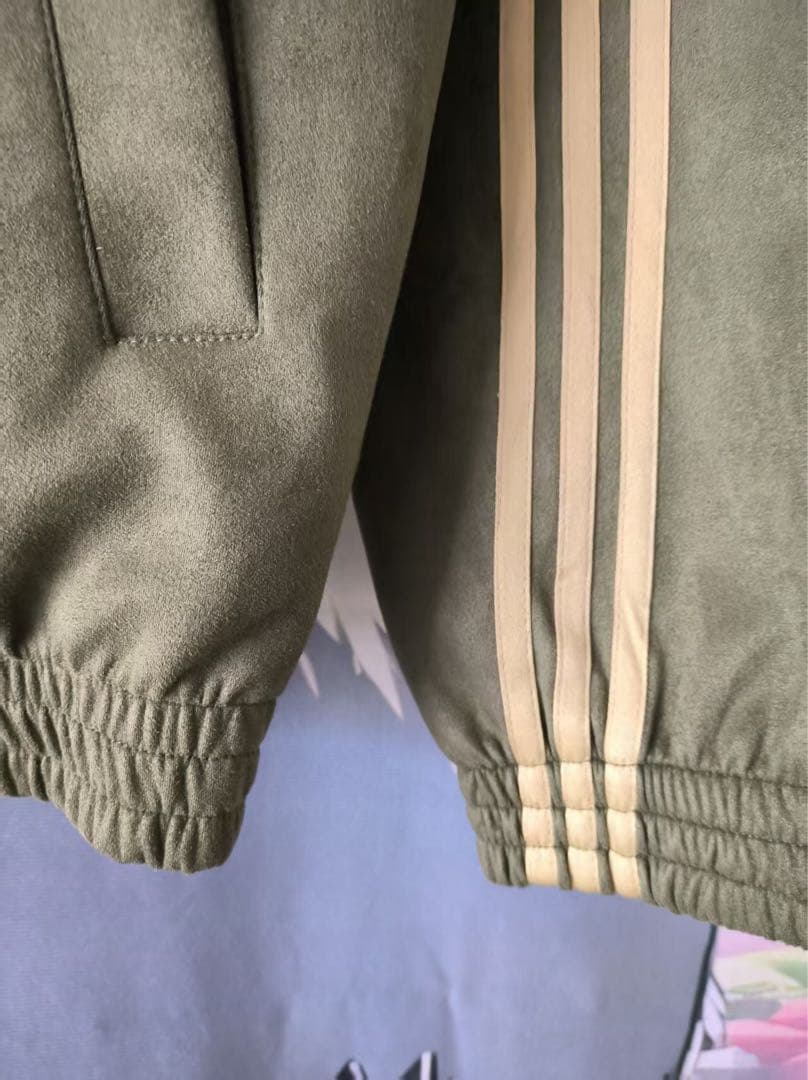 中国限定 アディダス 蛇年トラック スエード ジャケット オリーブグリーン M