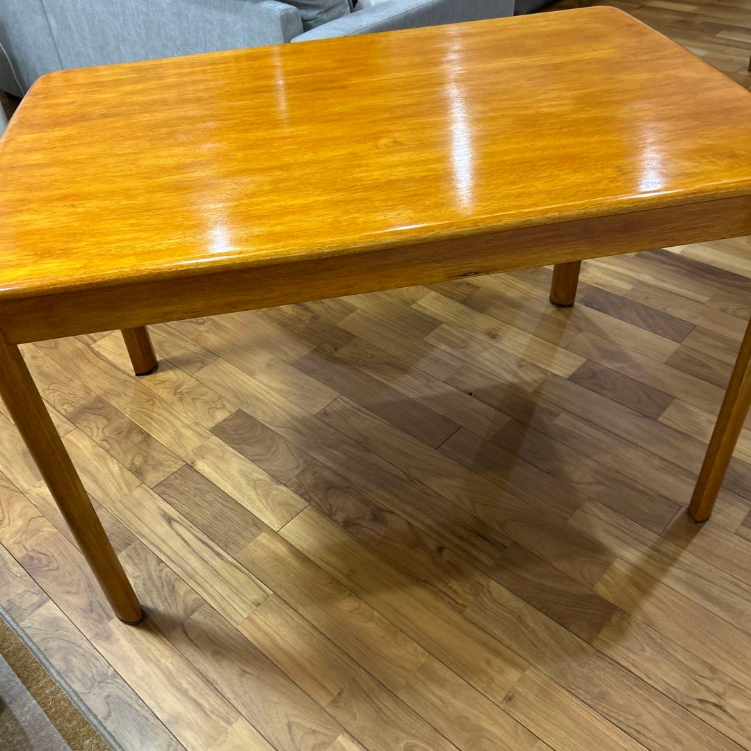 無垢材 ダイニングテーブル 勉強机　１１５ｘ７５ｘ７０ｃｍ