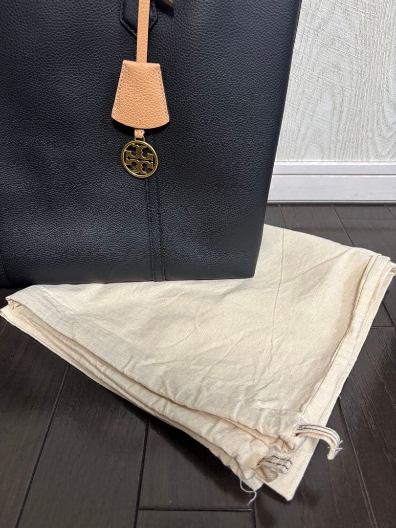 [トリーバーチ]ペリー トートバッグ TORY BURCH