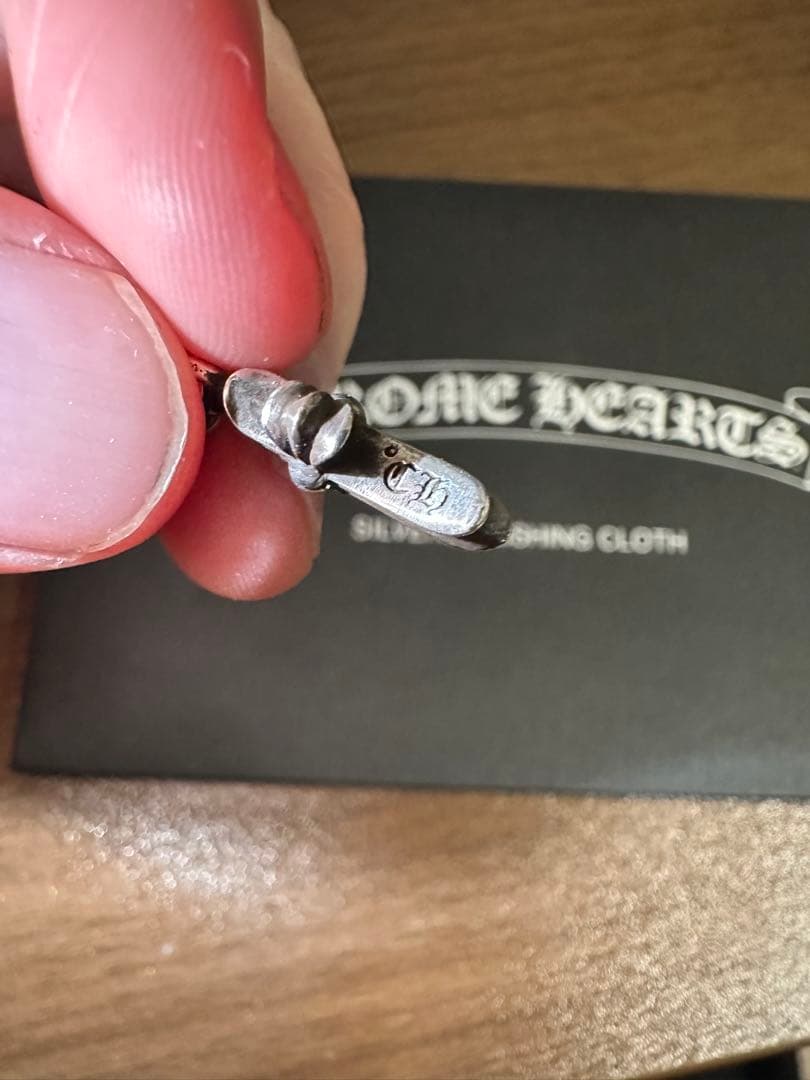 Chrome Hearts ベビーファット　クロスモチーフ ピアス(片耳用)