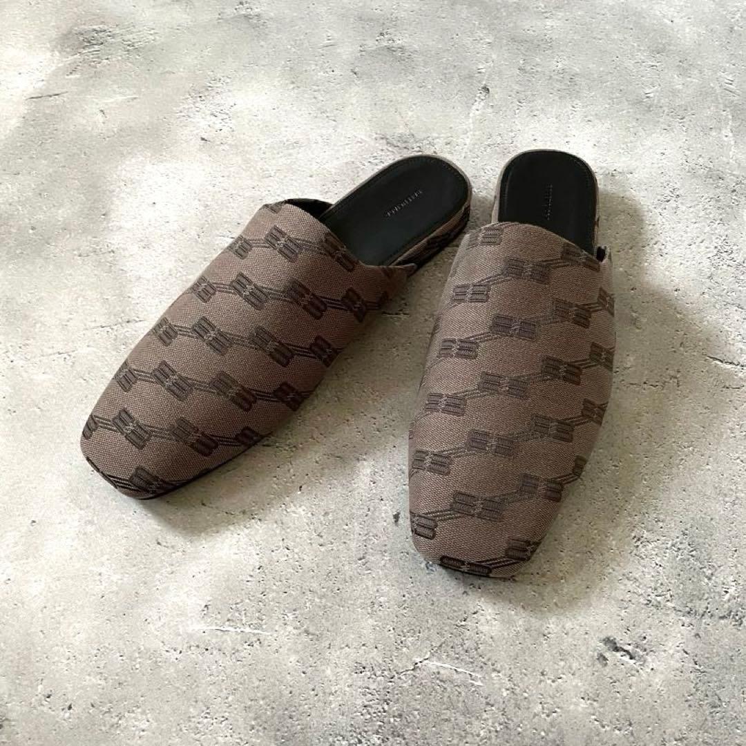 リ*氏様 BALENCIAGA バレンシアガ ミュールローファー BB柄 フラッ