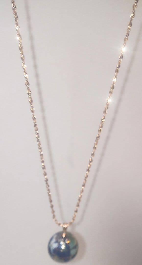 m*a様 大粒天然ラピスラズリ 地球モチーフペンダントバチカンK18刻印