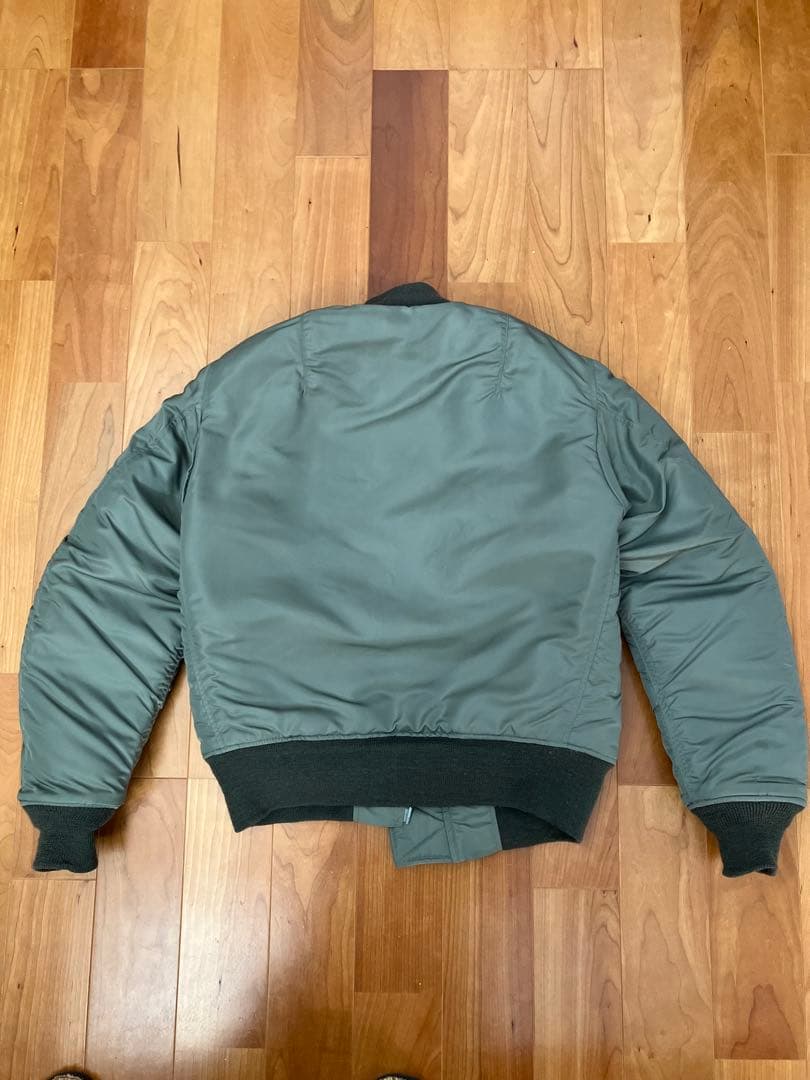 バズリクソンズ　MA-1 MIL-J-8279 Mサイズ　BR13573