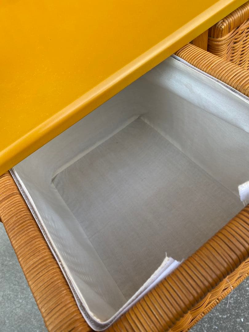 ラタン　引き出し付　ハンガーラック　棚　シェルフ　藤　黄色