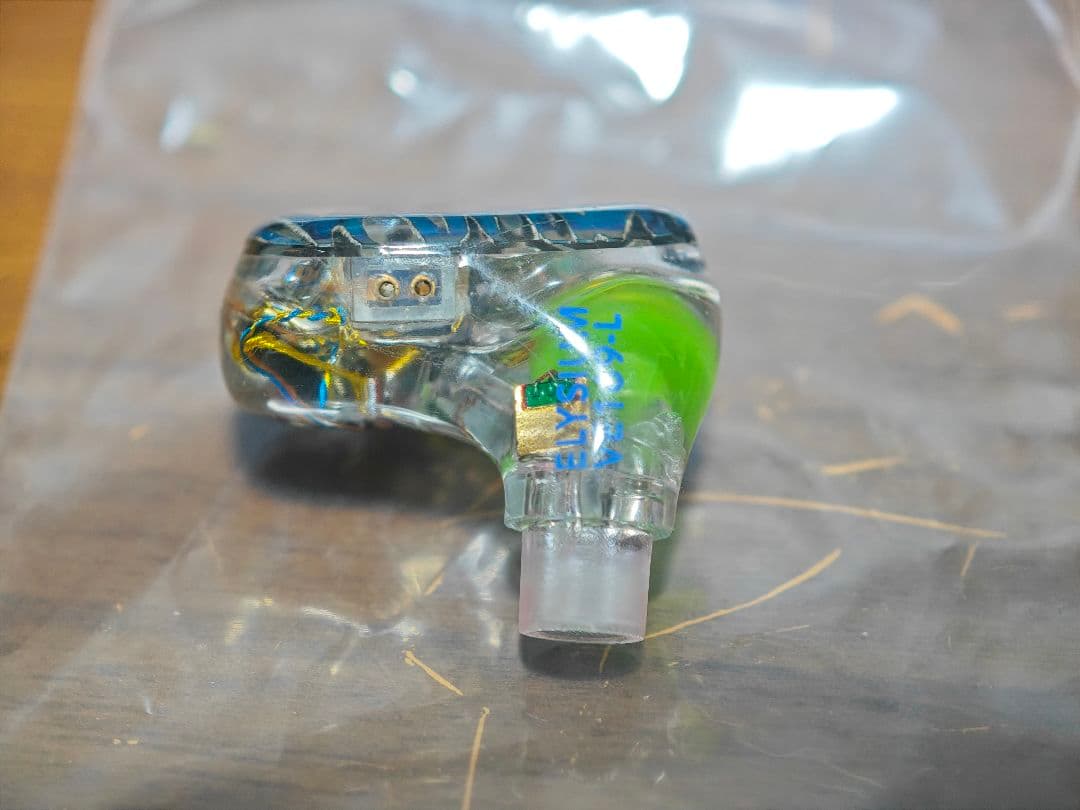 【割れ有り】VISION EARS　ELYSIUM Universal Fit