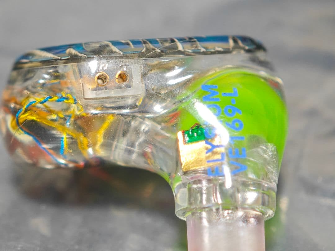 【割れ有り】VISION EARS　ELYSIUM Universal Fit