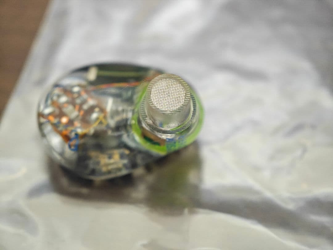 【割れ有り】VISION EARS　ELYSIUM Universal Fit