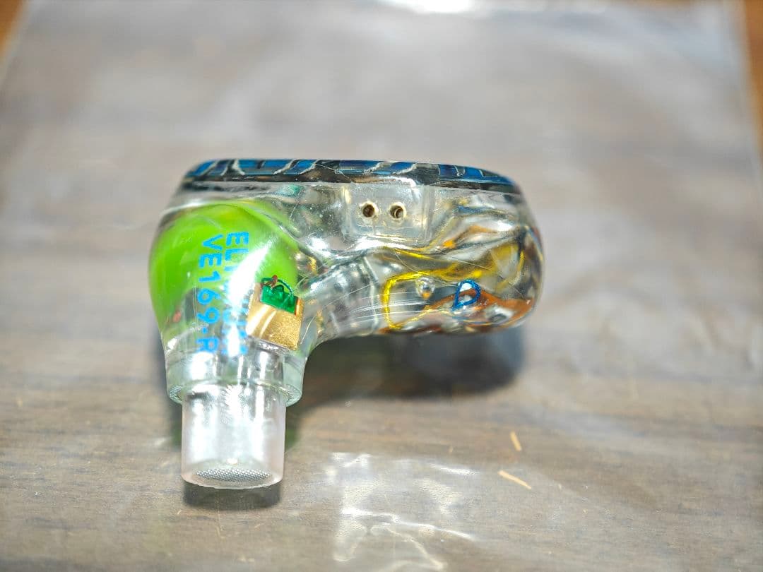 【割れ有り】VISION EARS　ELYSIUM Universal Fit