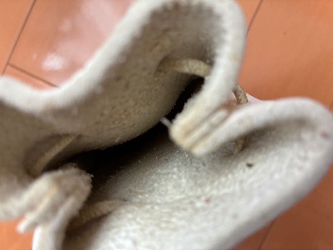 GORO'S 5セント コンチョ付き 巾着ポーチ 鹿皮 ホワイト