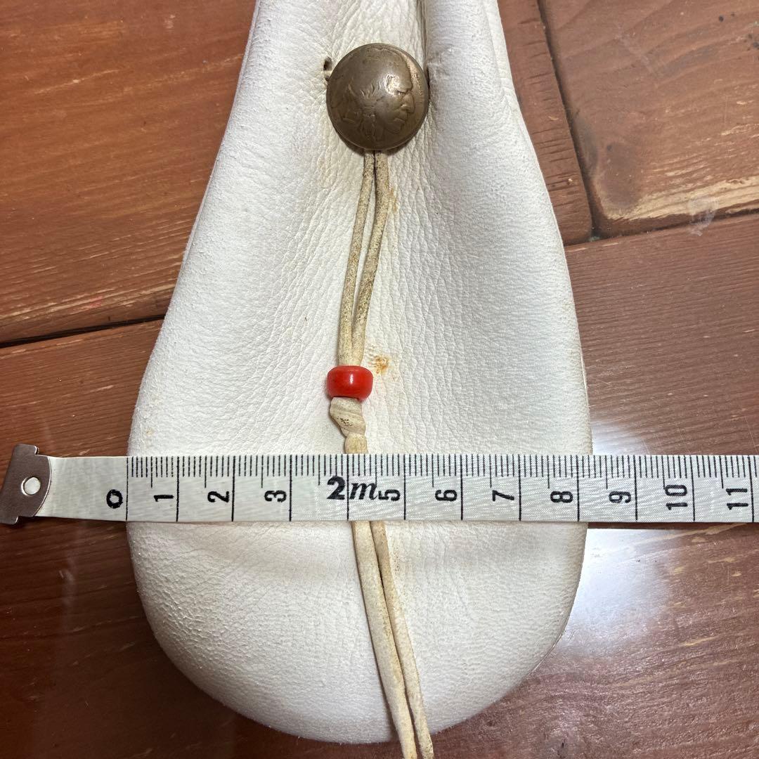 GORO'S 5セント コンチョ付き 巾着ポーチ 鹿皮 ホワイト