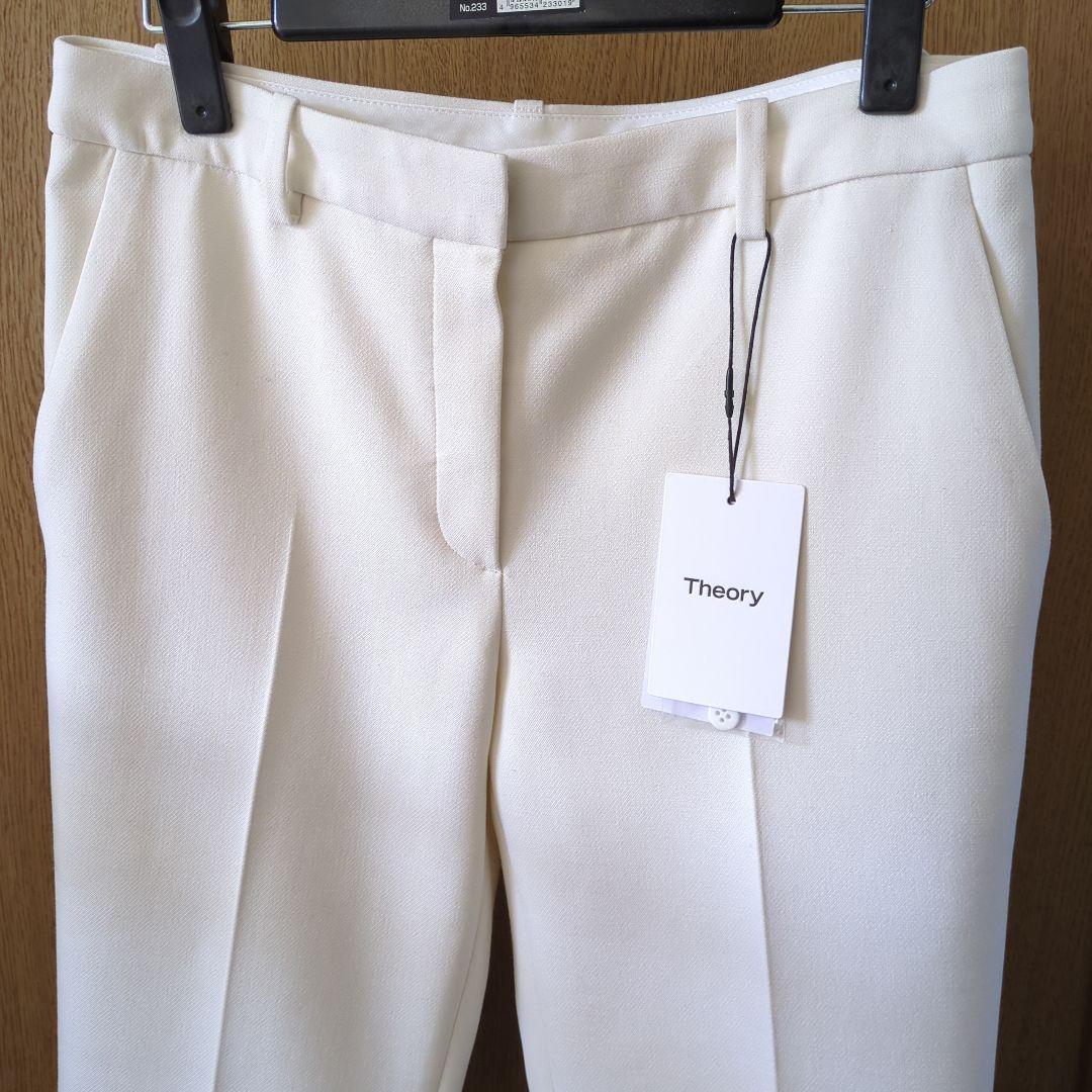 ✨♦新品未使用Theory （セオリー）アイボリー テーパードパンツ新品タグ付き