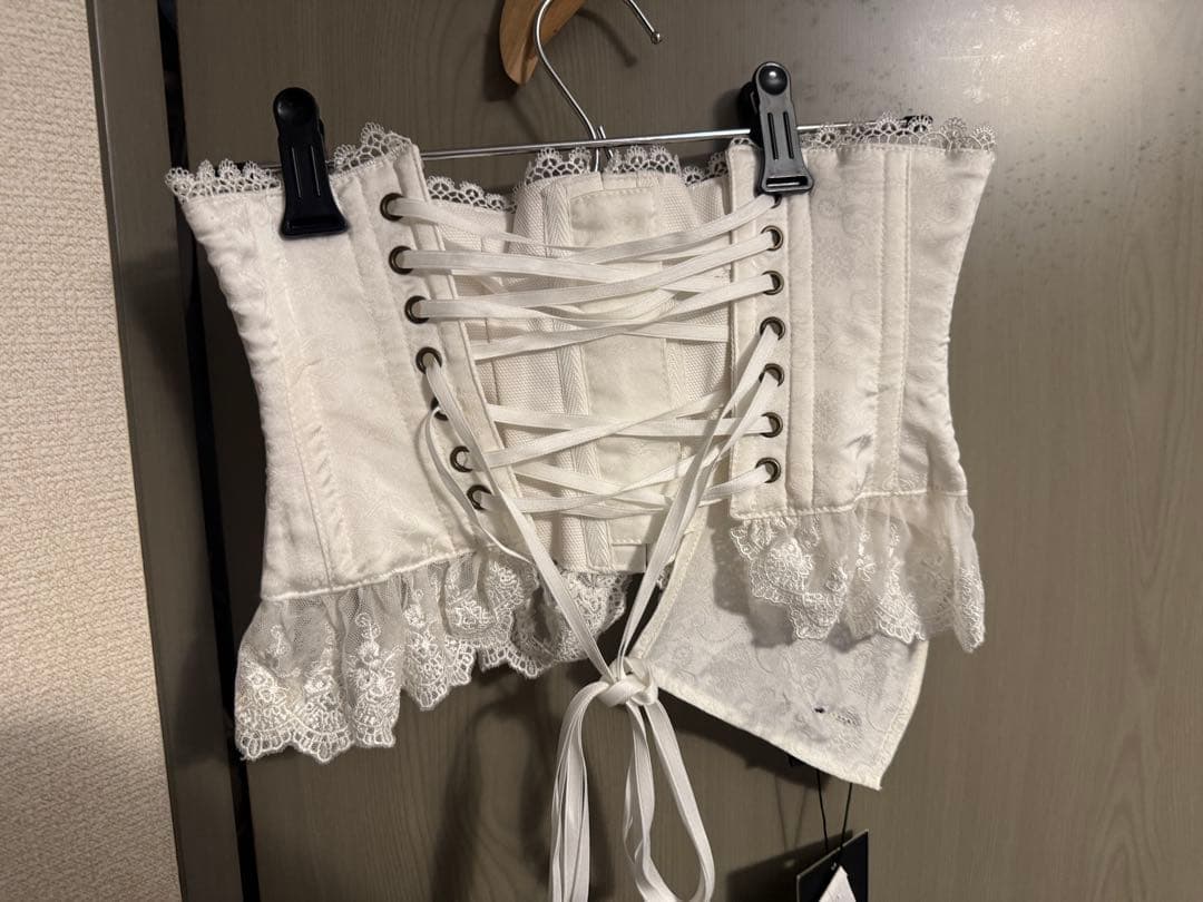 アトリエピエロ　ホワイトコルセット