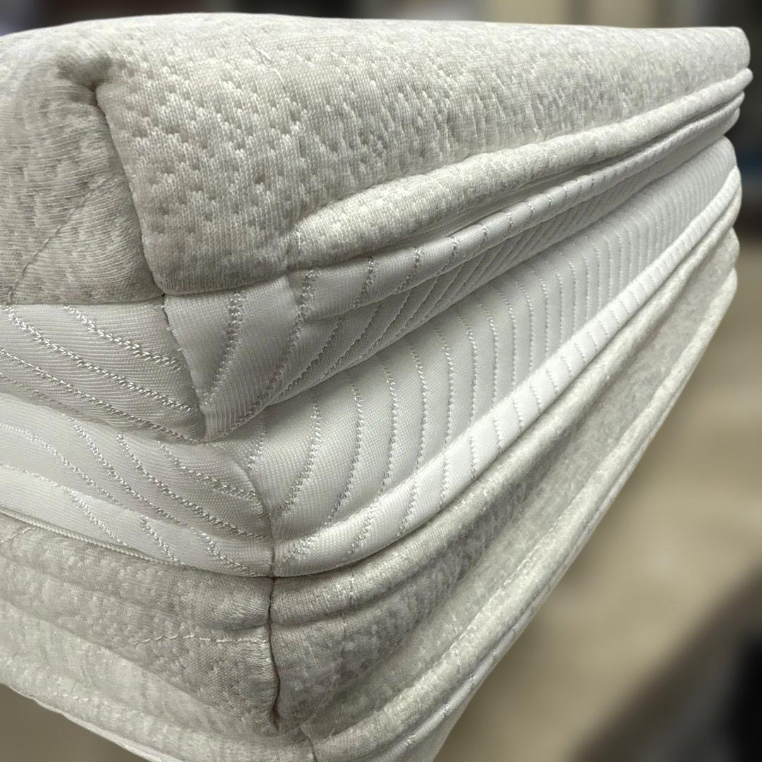 ⑧快適快眠✨OASIS シングル 布団 三つ折り コアラ✨一部目立たない汚れあり