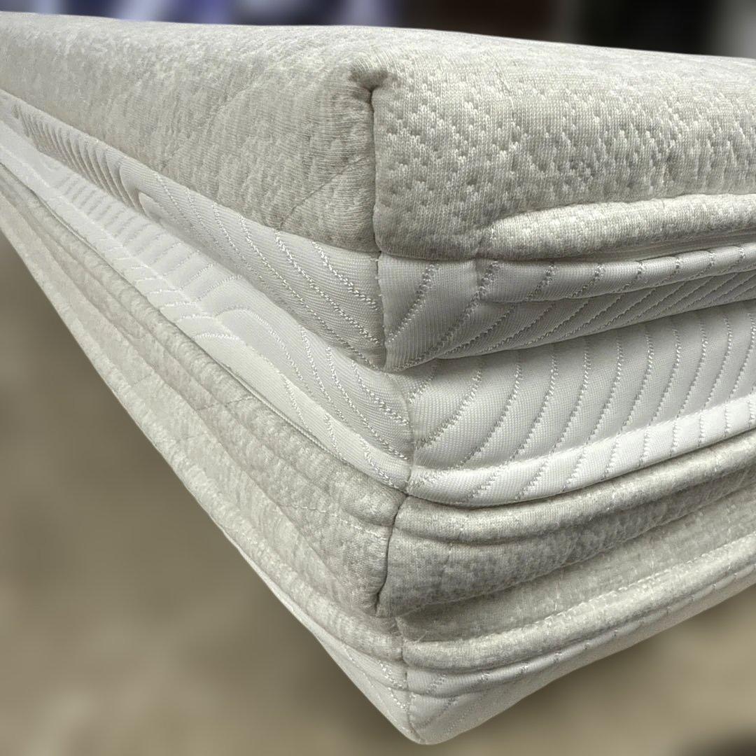 ⑧快適快眠✨OASIS シングル 布団 三つ折り コアラ✨一部目立たない汚れあり