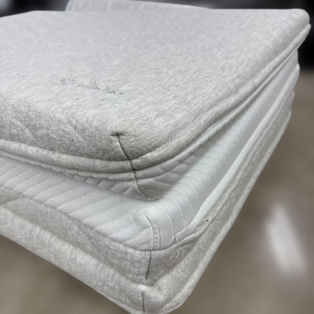 ⑧快適快眠✨OASIS シングル 布団 三つ折り コアラ✨一部目立たない汚れあり