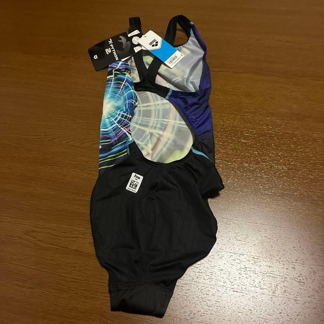 アリーナ　競泳水着　X python2