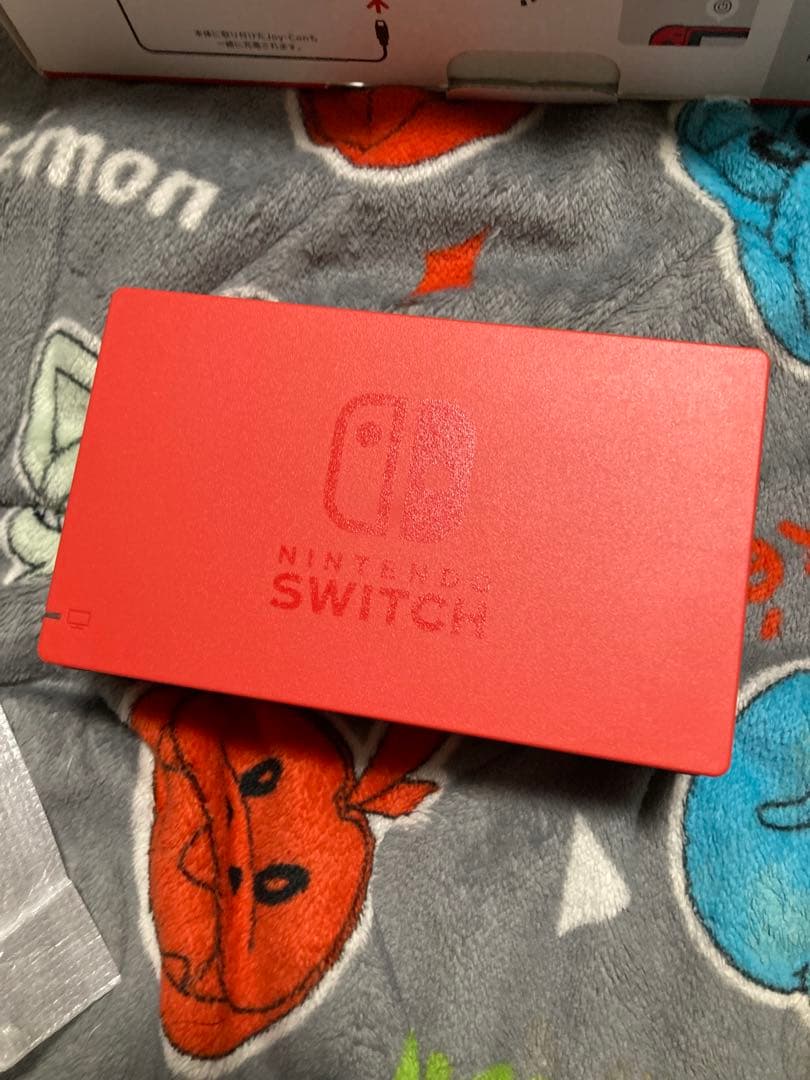 H*a様 Switch本体 マリオレッド×ブルー 付属品全てあり