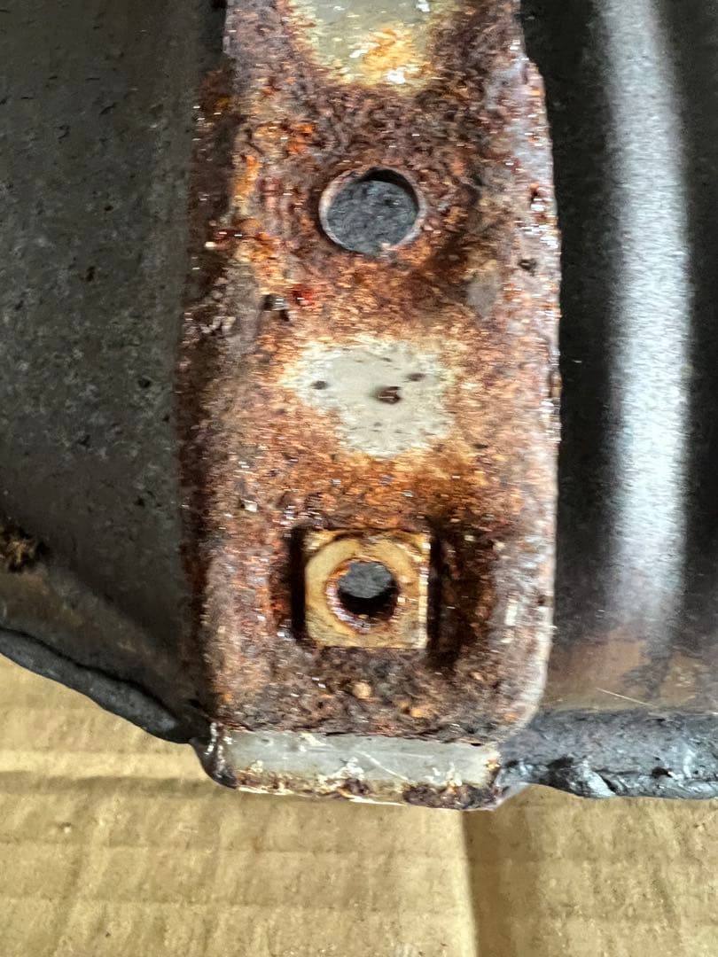 ステージア2.5ターボ　純正触媒