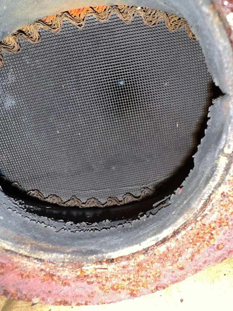 ステージア2.5ターボ　純正触媒