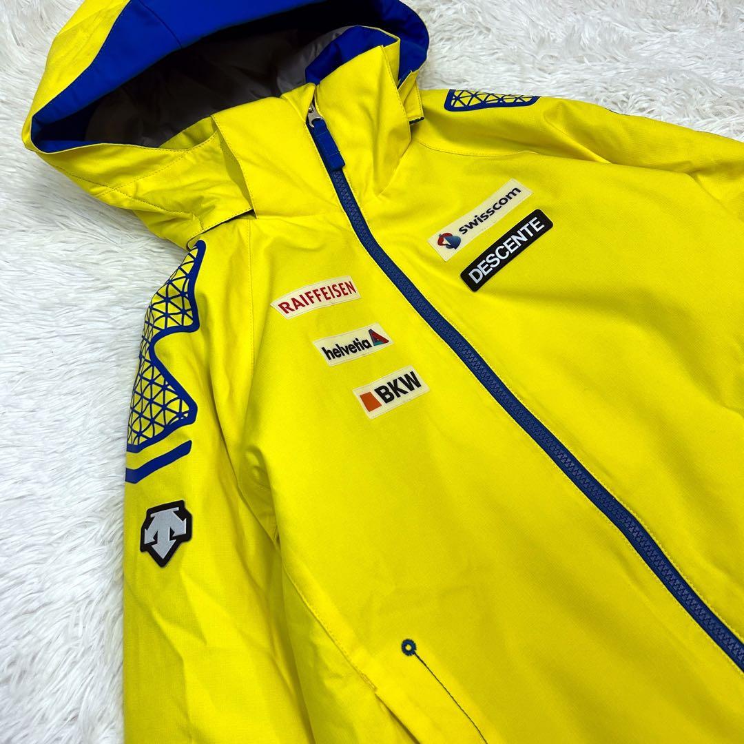 【希少！】DESCENTE デサント スキーウェア 150 スイス代表デザイン