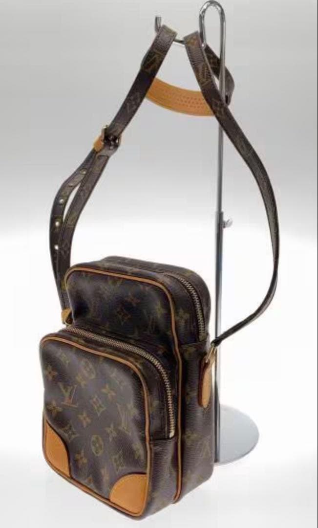 LOUIS VUITTONショルダーバッグ