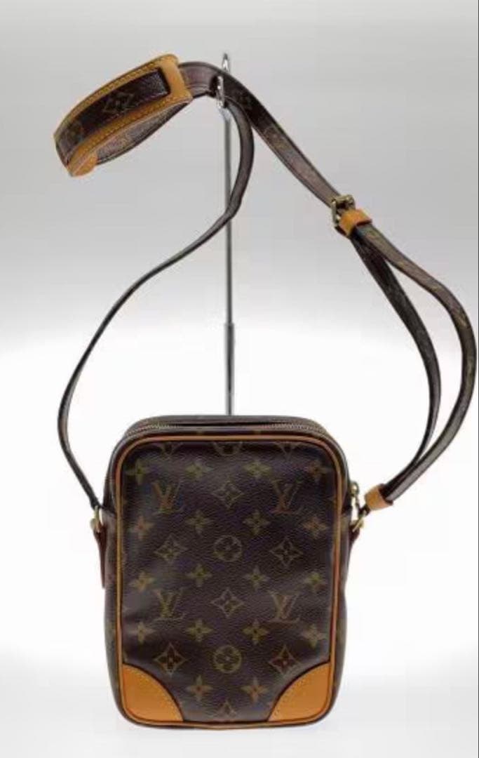 LOUIS VUITTONショルダーバッグ