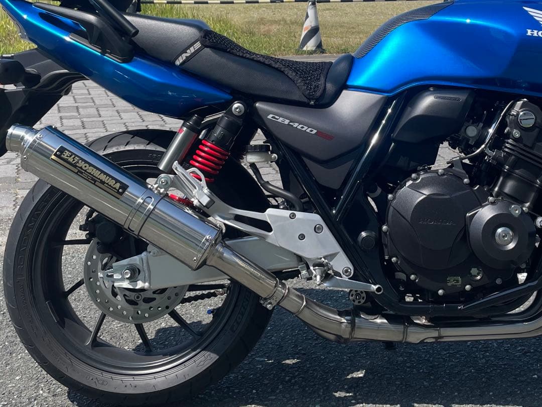 CB400SF ヨシムラ　フリップオンマフラー