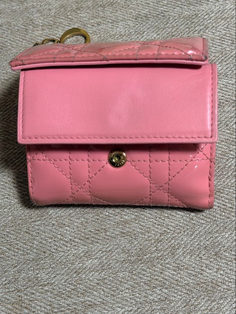Dior ピンク 三つ折り財布 保存袋付き
