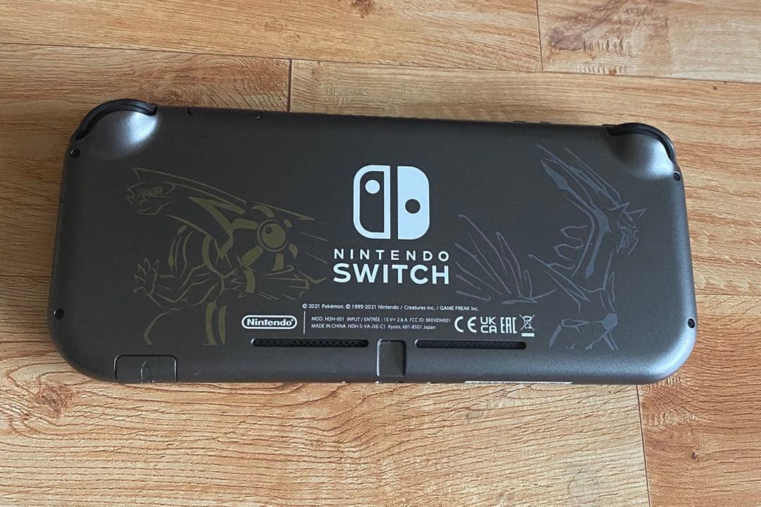 ニンテンドースイッチライト本体 ディアルガ　パルキア