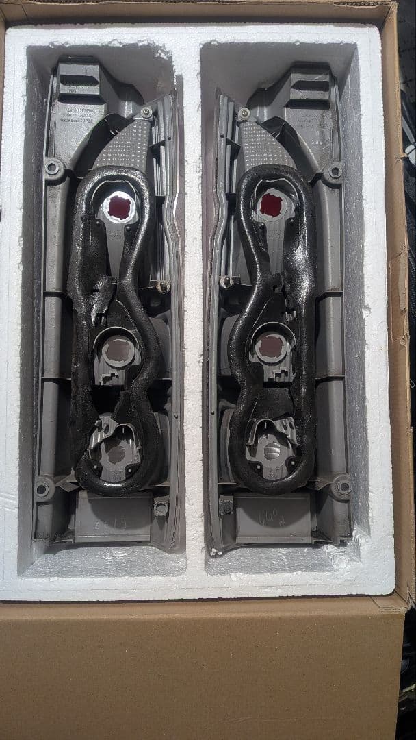 希少ハイエース純正OP　ハーフクリアテール