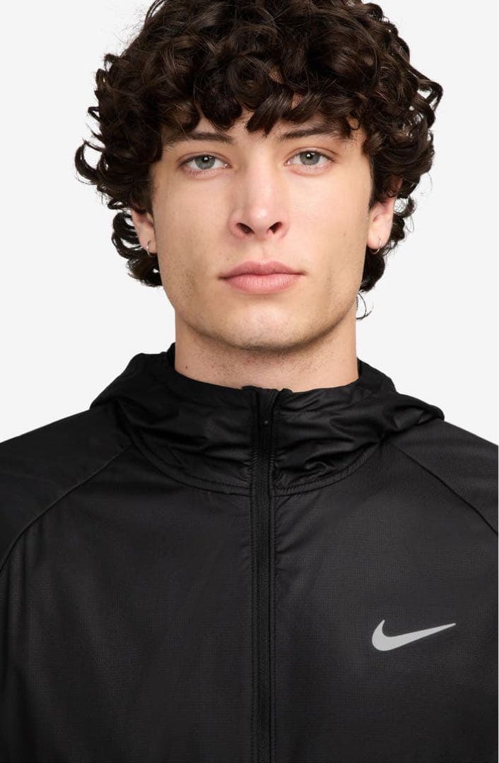 2XL 新品 ナイキ ランニングジャケット 防寒 サーマ ウィンドブレーカ