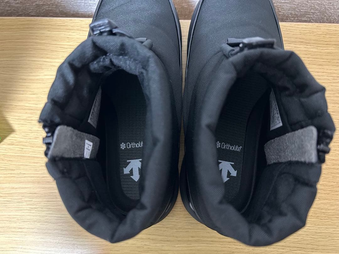 デサント　ウインターブーツ　防水防寒防滑　箱なし　25㎝　Vibram